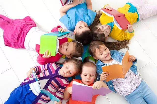 低龄儿童留学 住校、寄宿家庭、陪读该怎么选