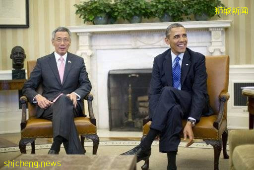 新加坡，左右为难