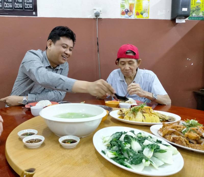 非法逗留新国逾40年　七旬老翁自首遣返回马