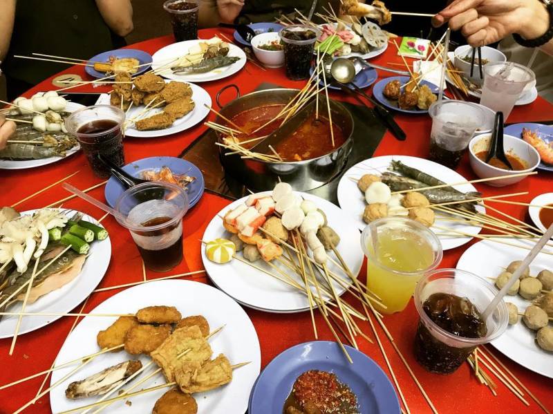 大马风味沙爹Lok Lok，一支S$0.80 ！Malaysian Local Delights 开至凌晨2点，深夜觅食好去处