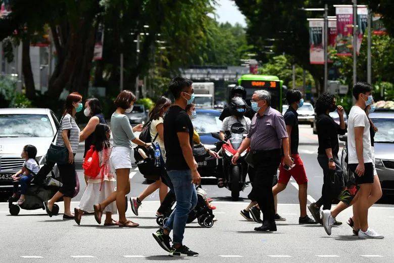 新加坡每年新增多少永久居民和新公民？最新人口简报带你了解新加坡社会