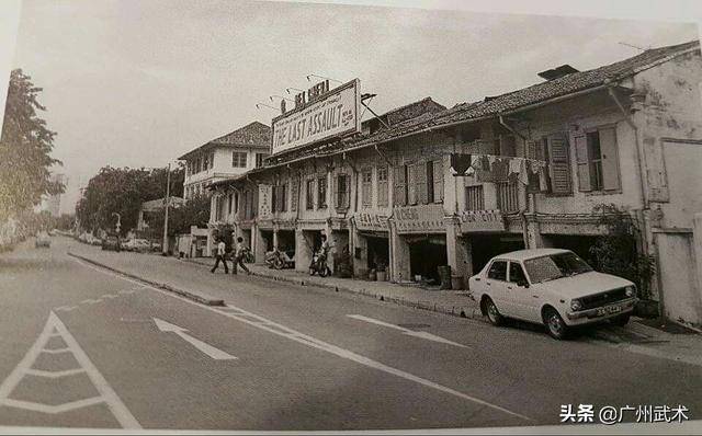 “新加坡”布连拾街(Prinsep Street)