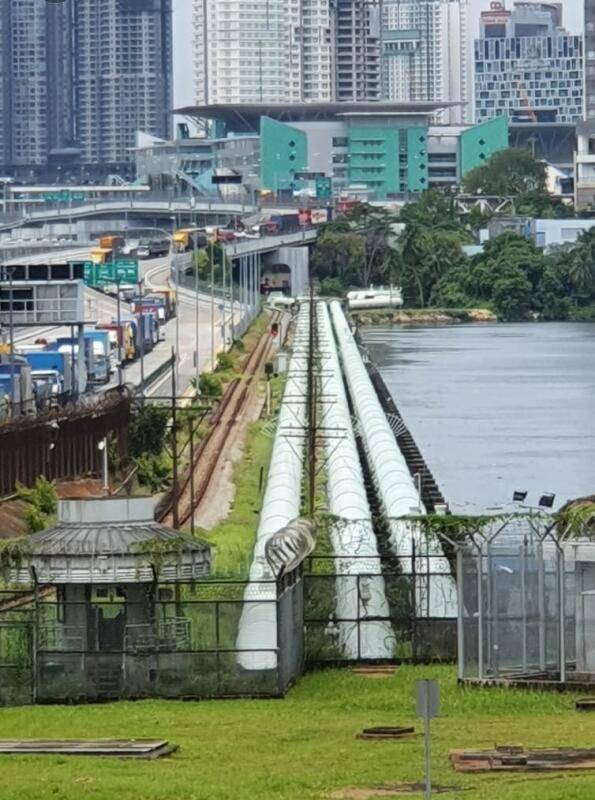 目睹大马外劳思乡落泪启发 导游推“马新水管导览”