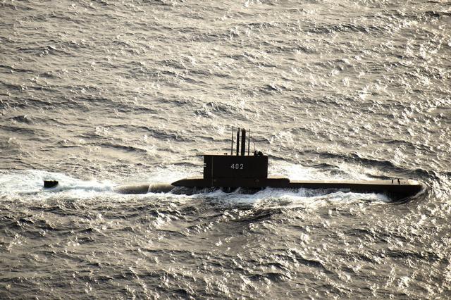 印尼潜艇沉没原因曝光，“海底断崖”或是元凶，仅中国曾自救成功