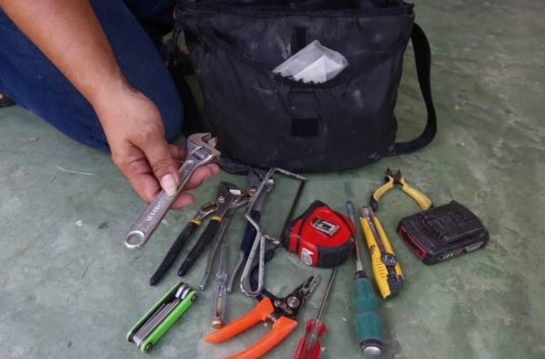 当了20年越堤族，他们终于放弃1：3的兑换率