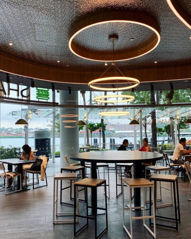 Shake Shack 新加坡第五家分行，12月1日正式开张🎉 Vivo City 推2款独家限定美食、S$2限量版奶昔