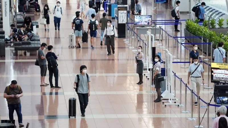 100多个华人、留学生感染！中国多个大使馆发布通知：双阴证明才能登机