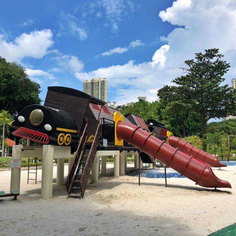 新加坡特色主题游乐场🎠“Tiong Bahru Park”倾斜大火车、高空滑索、 沙滩游乐场🤩 免费开放