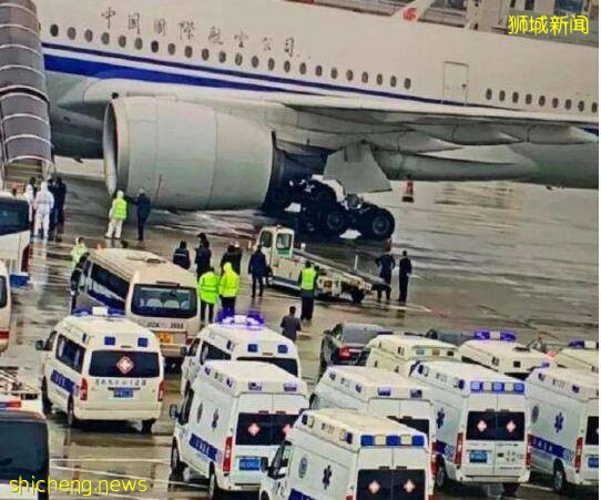 新加坡防疫人员要撤掉防护服?意味着病毒控制住了