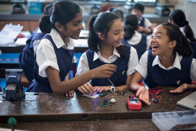 新加坡留学,升学途径、申请攻略大揭秘