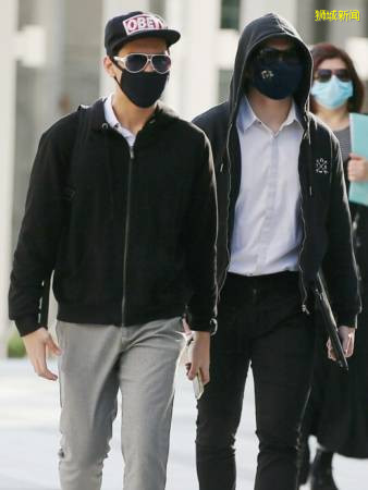 超市恶搞试喝饮料 2少年认罪 出庭形同陌路