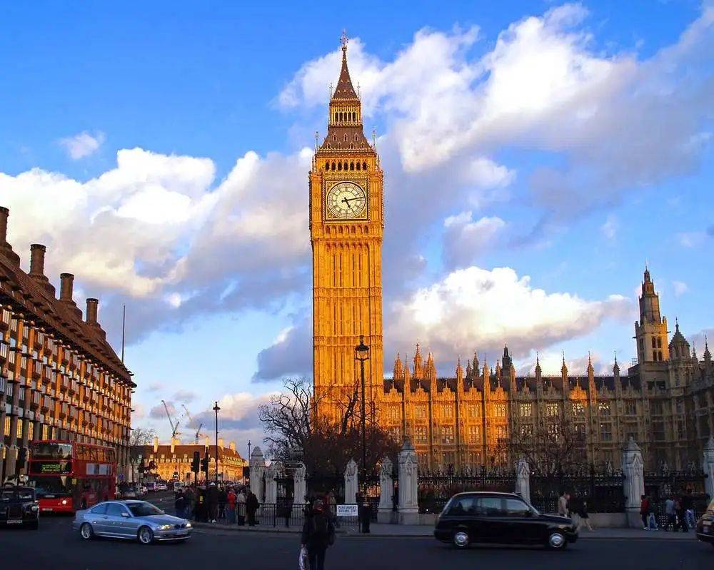 28组彩灯照亮裕廊湖花园！去新加坡世界名胜走走，期许疫情“明天会更好”