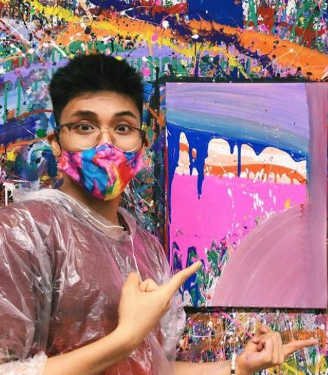 人人都是毕加索!!一起来看看新加坡首家泼水彩画室