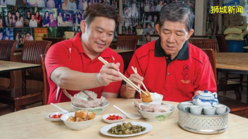 新加坡发起人肉骨茶网上求助后，被网友人肉！老板：车子名表都是二手的