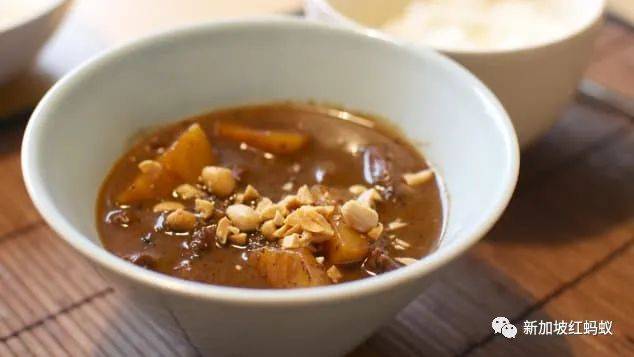 CNN“全球50大美食”,新加坡辣椒螃蟹和海南鸡饭的排名输给马国槟城亚参叻沙