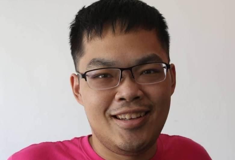 当了20年越堤族，他们终于放弃1：3的兑换率