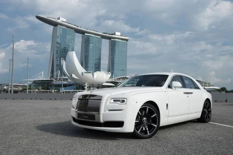 劳斯莱斯搬工厂来新加坡？英国员工不干了，扬言下个月开始罢工