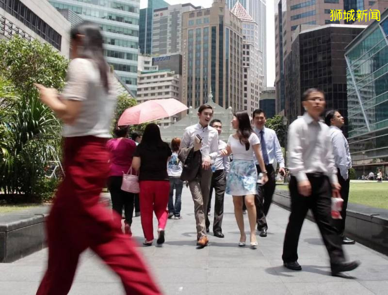 “来新加坡5年,因为疫情,我被裁员了!回国还是留下?”