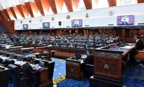 马来西亚总理府部长：目前政府聚焦防疫 8月1日后召开国会