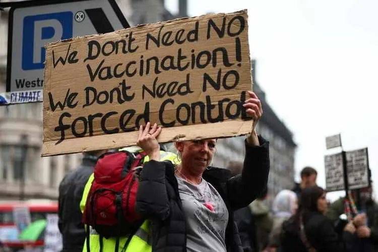 再次封城！德国、法国刚刚宣布！英国意大利一团乱！新加坡又危险了？