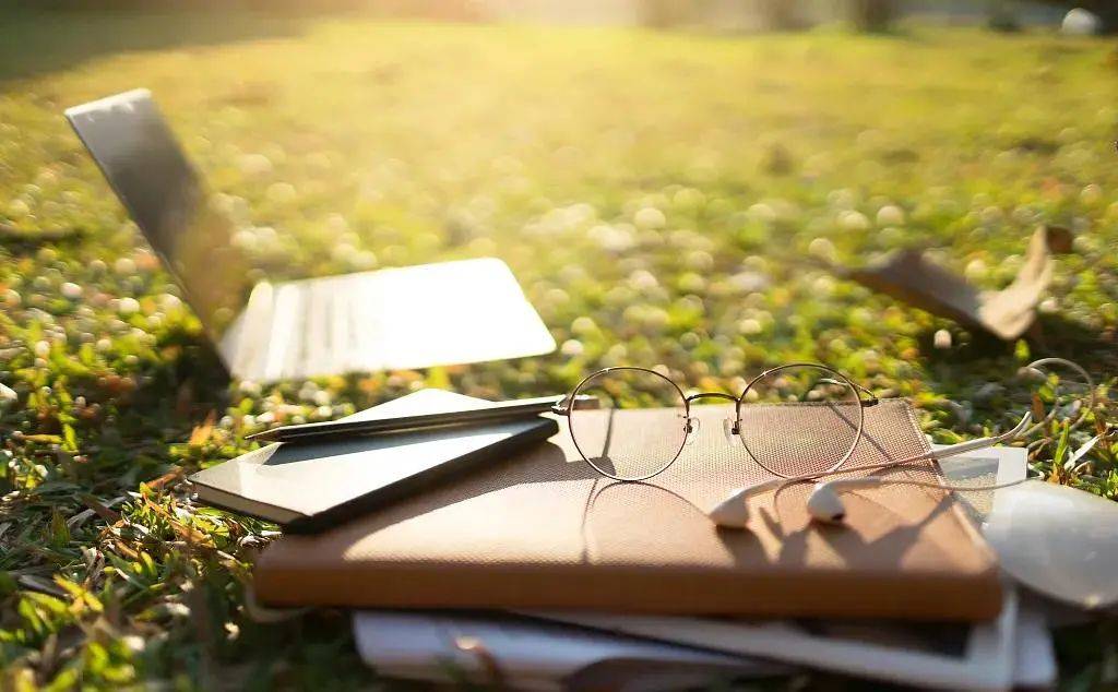 【新加坡留学】没有高考成绩也能上大学？这三个途径就可以让你摸到梦校门槛