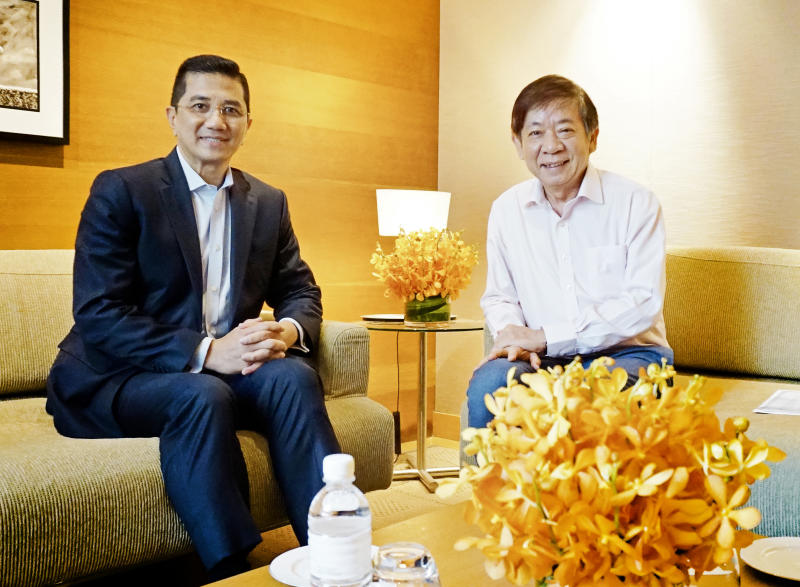 Azmin and Khaw Boon Wan (KBW Facebook).jpg