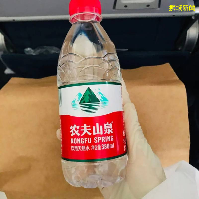 前天从新加坡飞成都全程经历（而且非常仔细）