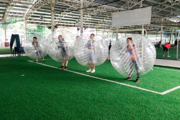 ZOVB Singapore 带你旋转跳跃！水中漫步、翻滚悠波球🎈 滚出快乐，忘掉烦恼