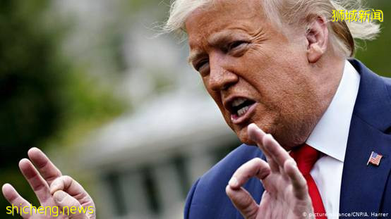 新加坡，左右为难