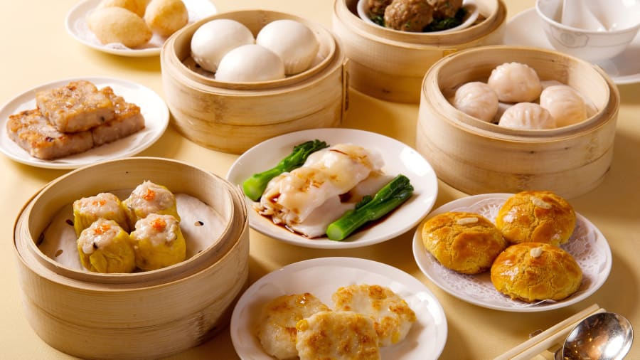 Dim sum in Hong Kong.jpg