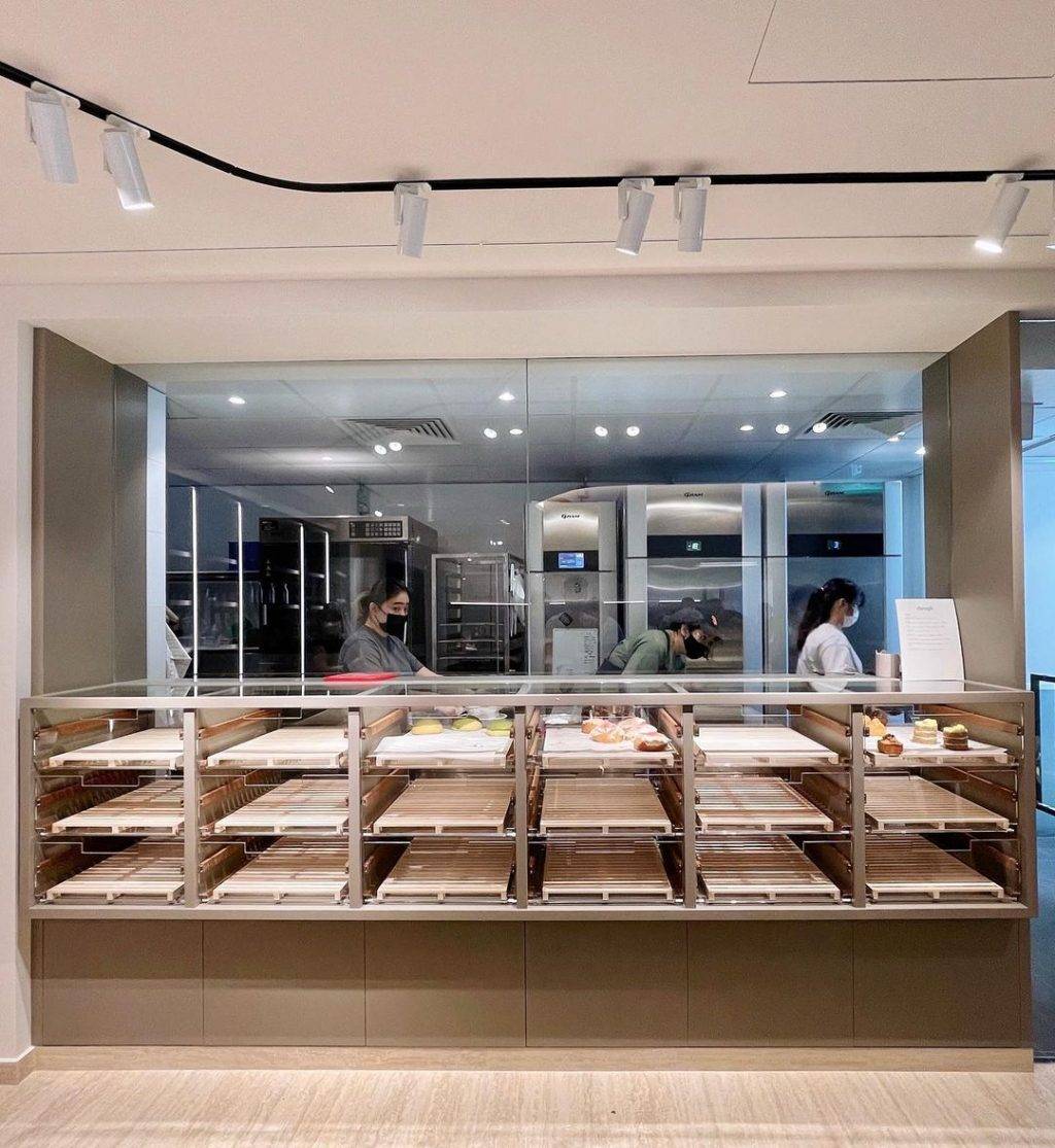 解锁Chijmes新店Bakery Cafe“Dough”✨手作精品咖啡+现烤面包蛋糕、神仙美味值得探店💕