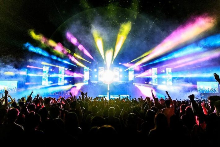 nye-siloso-beach-party