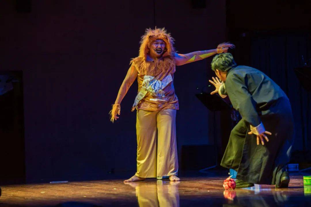 春城洋溢华夏情 不忘初心向前行