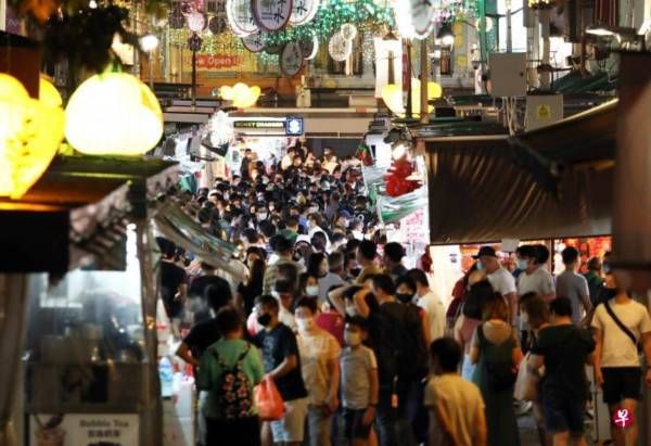 ◤新国CCB◢ 牛车水初见久违人潮 年货市场买气慢热