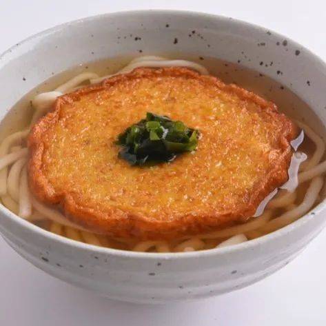 新加坡下起“长命雨”，适合配一碗嫩滑Q弹的地道日式乌冬面