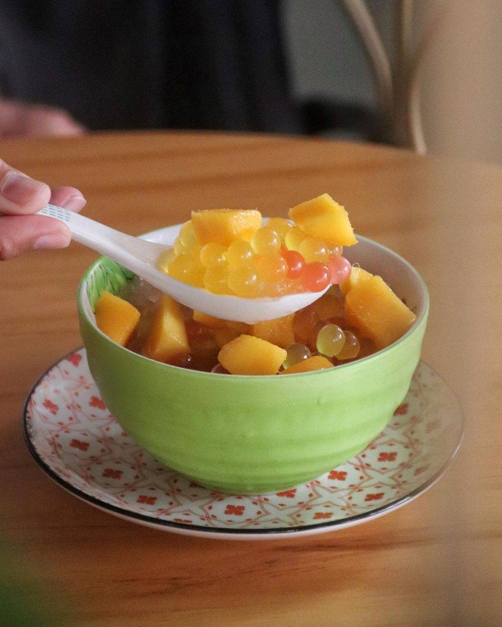 深夜甜品店✨芽笼“Sweet Hut Dessert 甜秘密”🍬糖果色空间、传统新潮糖水,营业到凌晨4点