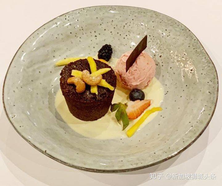 淡滨尼 Tampines:新加坡地铁站吃喝全攻略