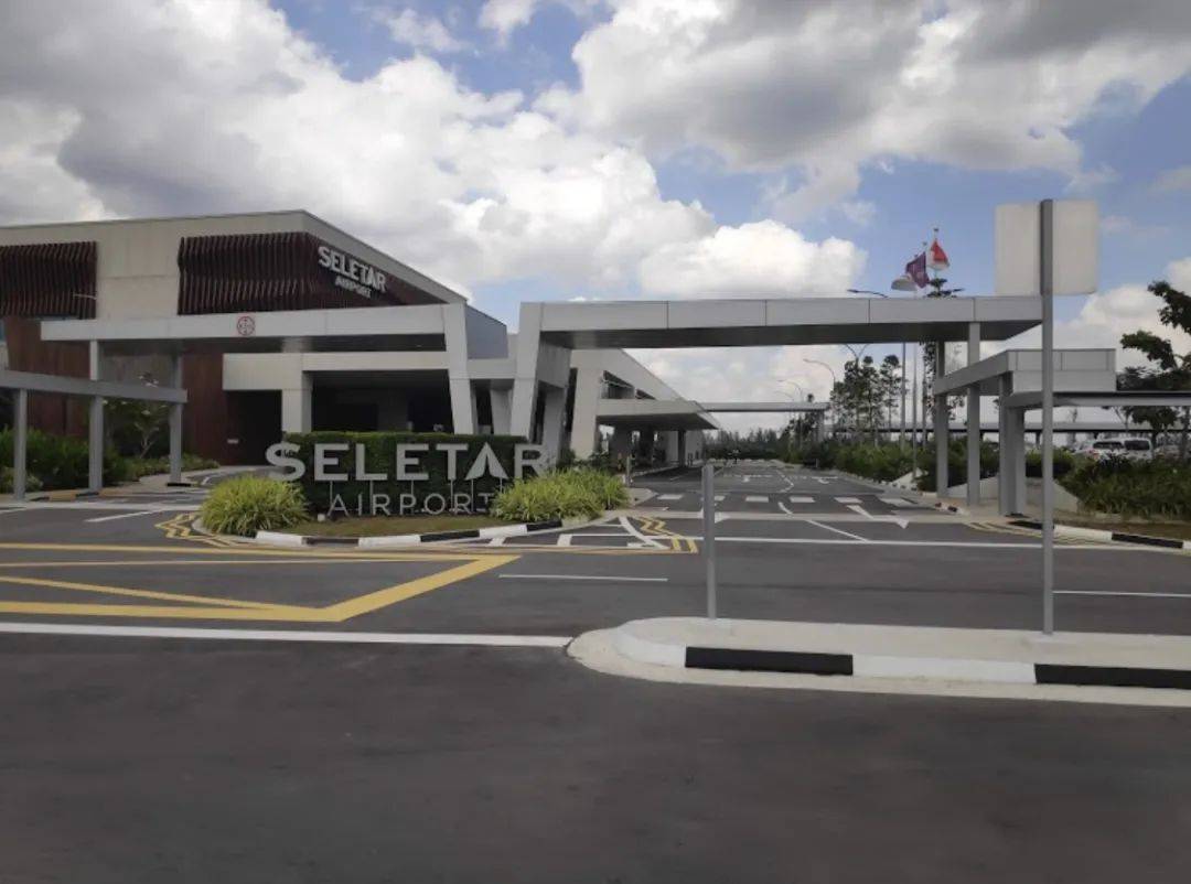 你知道新加坡除了樟宜，还有另一个民用机场吗