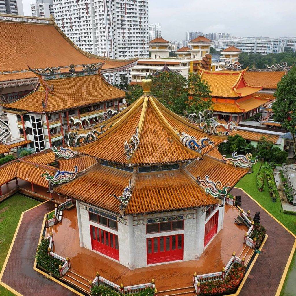 本地最大佛寺之一👉光明山普觉禅寺✨气势恢宏壮观，还有巨型佛像，烧香祈福拍拍照📷