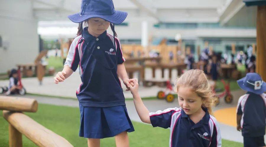 新加坡留学 选择国际学校，担心孩子不学中文？来这些学校没烦恼