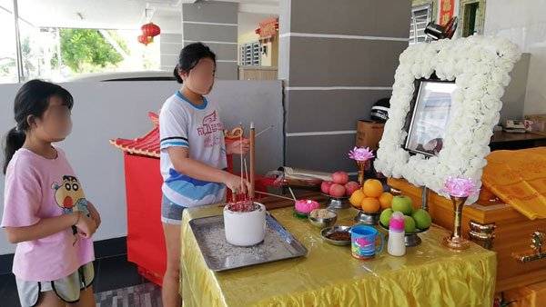 3岁华裔女童病逝 越堤父母赶见爱女最后一面