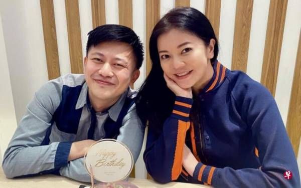 做满15年离开新传媒 Pornsak进军网络