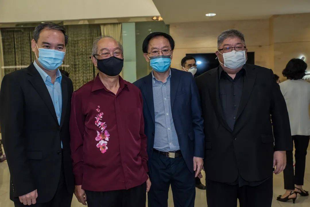 春城洋溢华夏情 不忘初心向前行