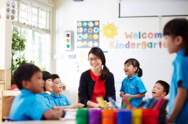 新加坡教育部宣布：明后年起，小三小四学生可修读高级马来文和淡米尔文