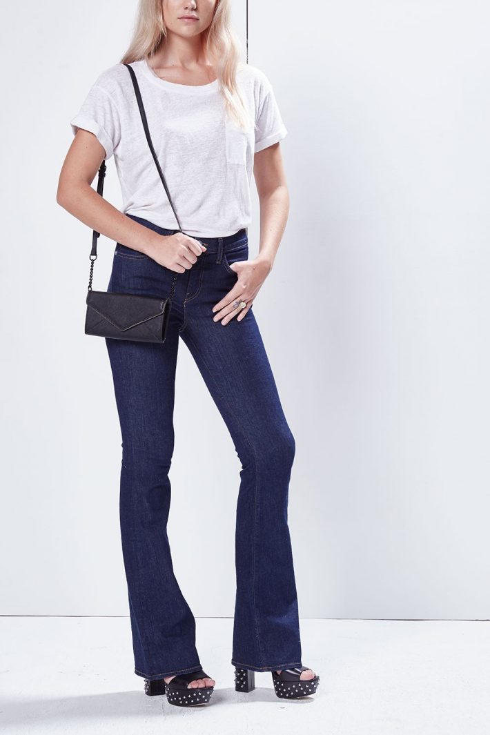 wallet_on_a_chain_scale_shot_1863_3