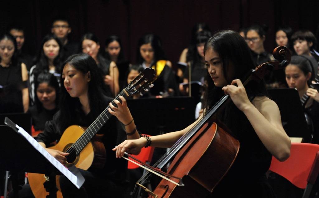 新加坡留学 胡海泉投资的新加坡莱佛士音乐学院，撩动你的音乐梦！确定不心动吗