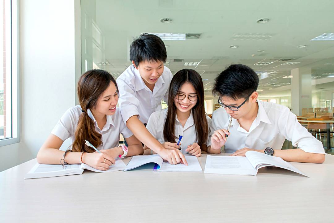 新加坡人真的不能读国际学校吗