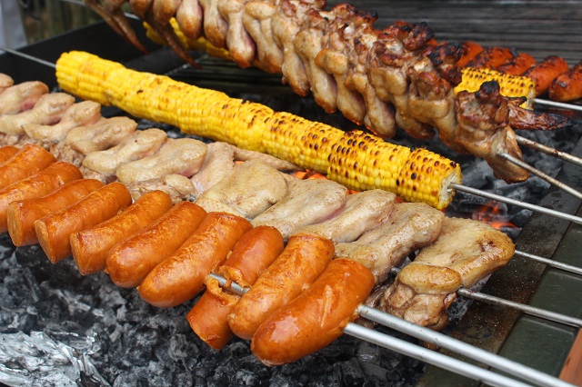 grand-copthorne-high-tea-bbq