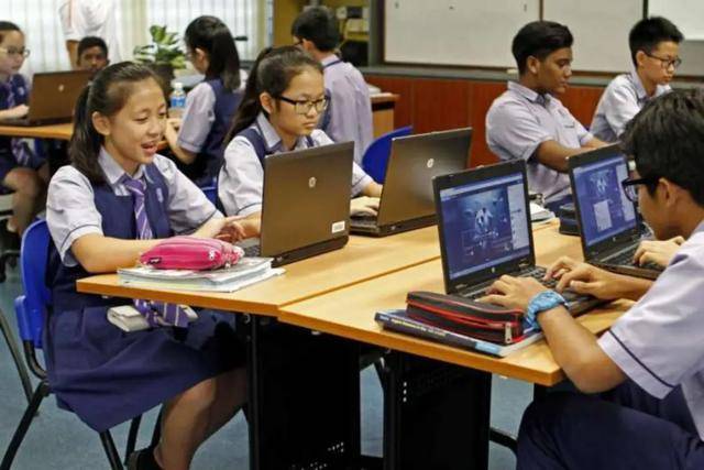 与其重金购置学区房,不如考虑一下性价比不错的新加坡留学