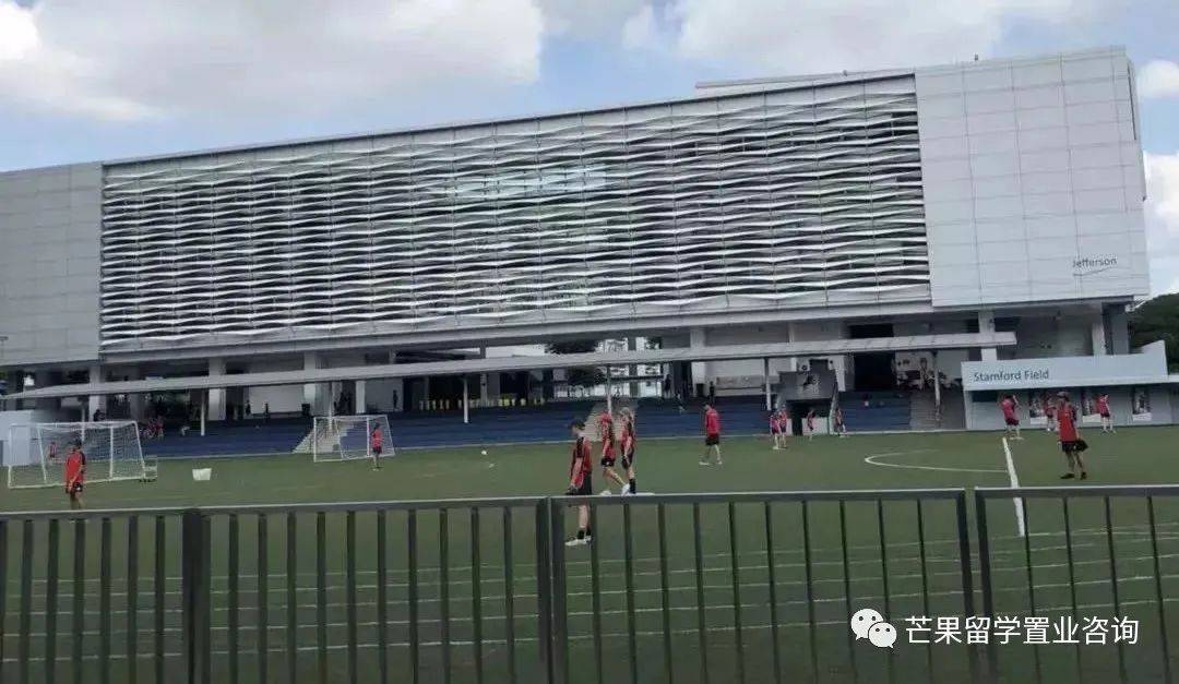 “明星国际学校”——新加坡史丹福美国国际学校